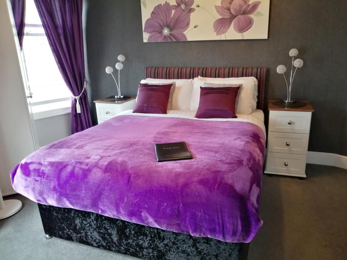 Burleigh Guest house 4*