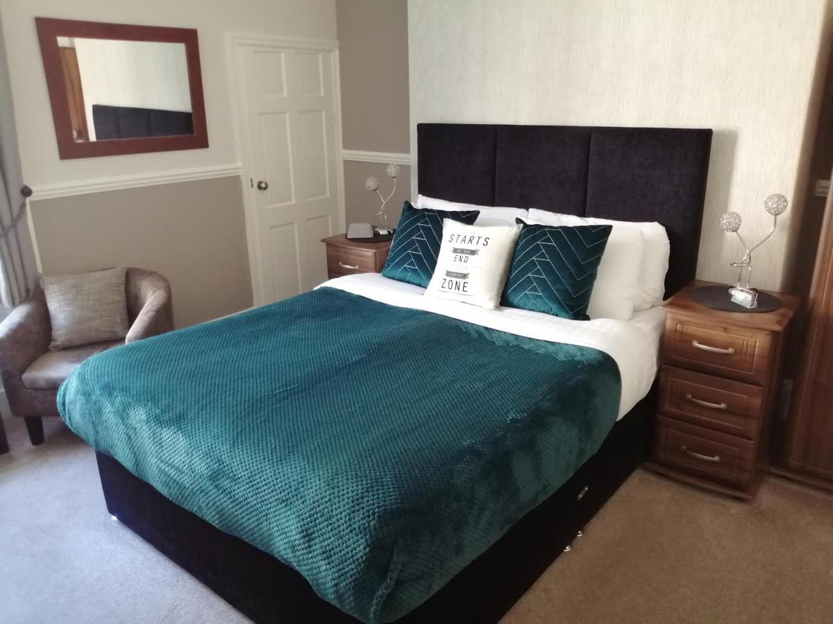 Guest house Burleigh 4*