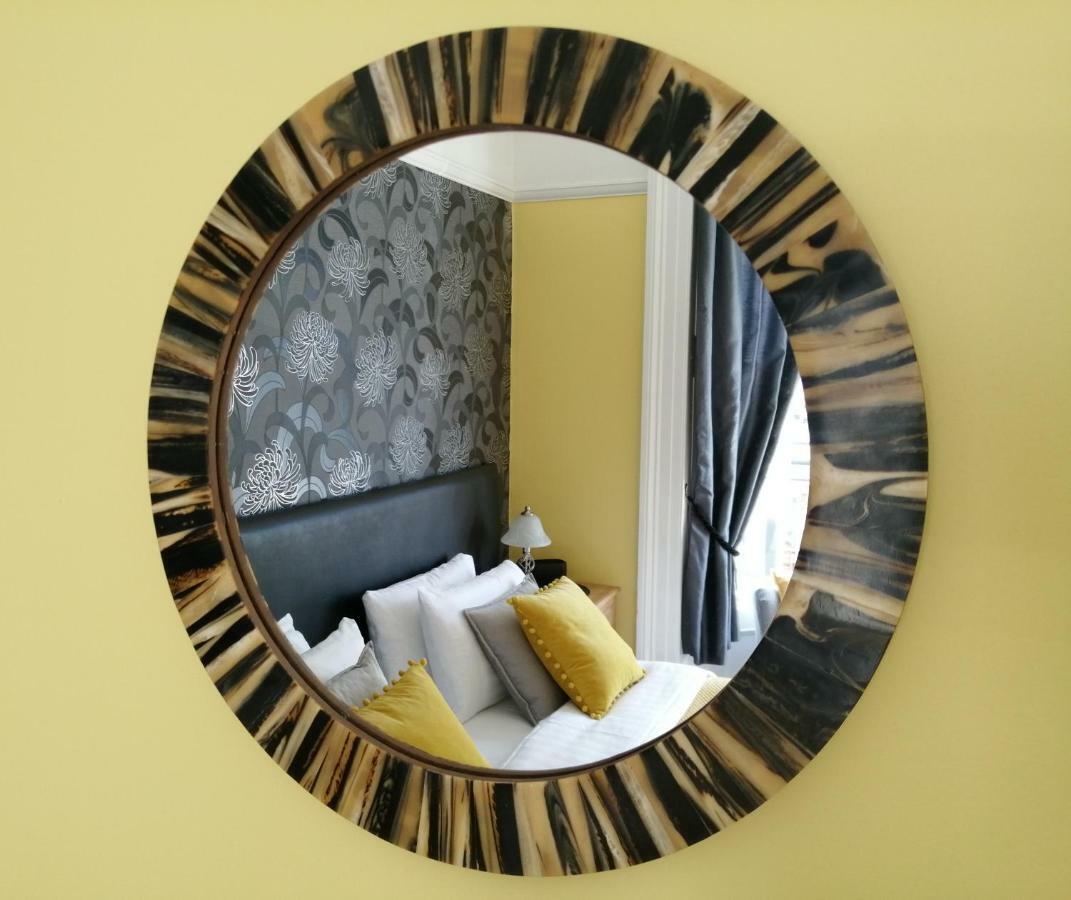 Guest house Burleigh 4*